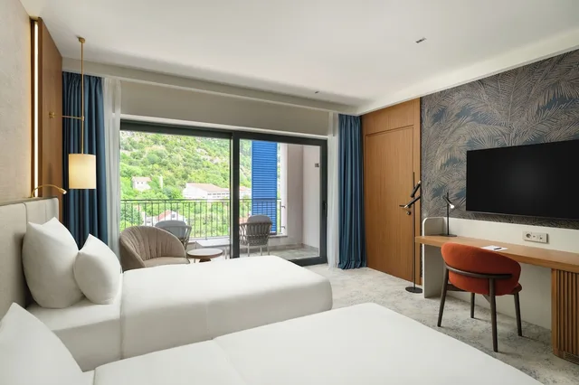 غرفة كلاسيكية بسريرين منفصلين، Movenpick Hotel & Residences Teuta Kotor Bay 4/10