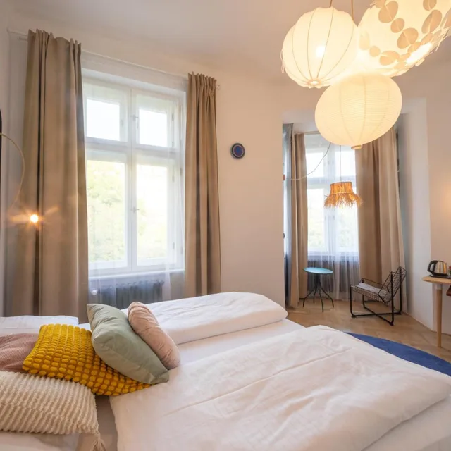 غرفة كلاسيكية بسرير مزدوج، Czech Inn 1/10