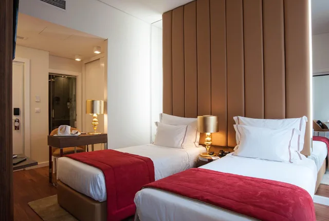 غرفة عائلية بسرير كوين، The 7 Hotel 2/5