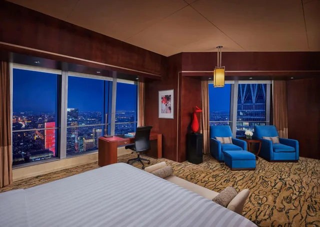 غرفة غراند بريميير، China World Summit Wing, Beijing, A Shangri-La Hotel 3/10