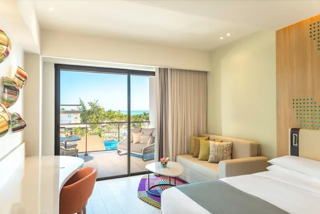 جناح جونيور بسريرين كوين بإطلالة على البحر، Hyatt Ziva Cap Cana 1/2