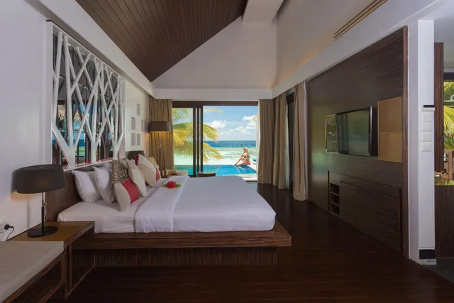 Beach Pool, Villa، Bandos Maldives 3/5