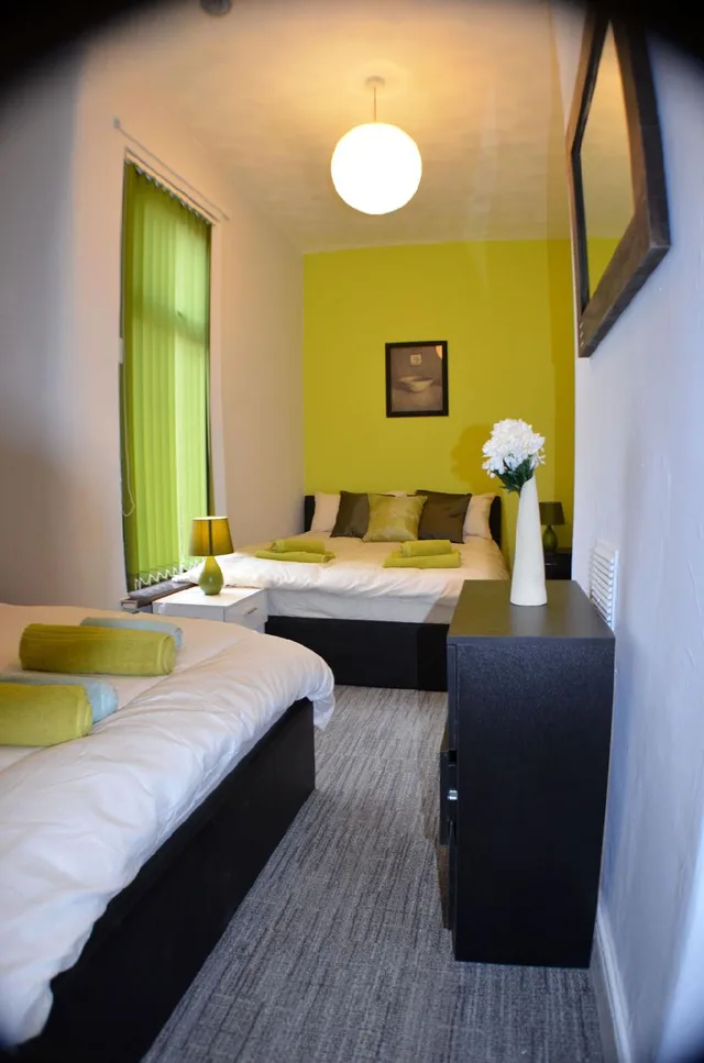 غرفة قياسية رباعية بسريرين مزدوجين، Birchfields Guest House 1/1