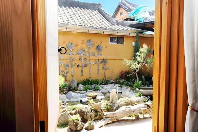 Dandelion، Happiness Full Hanok Guesthouse Jeonju 1/2
