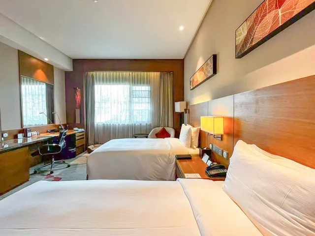 غرفة بسرير كينج يُسمح فيها بالحيوانات الأليفة، Doubletree By Hilton Jiaxing 2/5