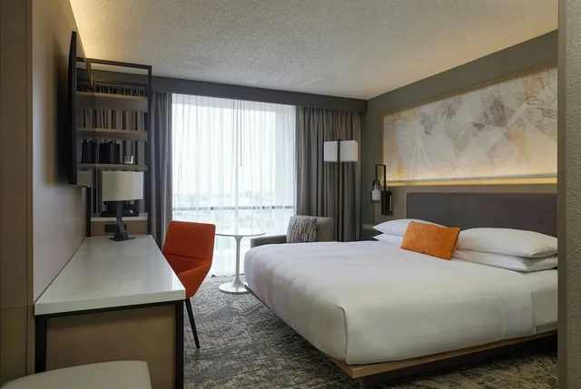 Concierge, King Bed، El Paso Marriott 5/10