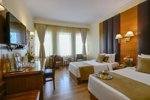 غرفة ديلوكس بسريرين منفصلين، Peerless Inn Kolkata 10/10