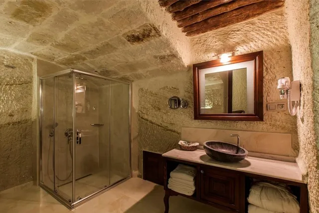 جناح، Utopia Cave Cappadocia 4/6