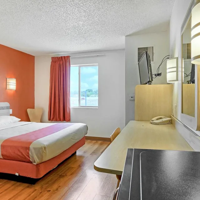 غرفة بسرير كوين لغير المدخنين، Motel6 Killeen, TX 4/10