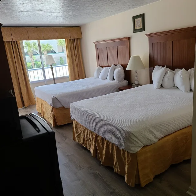 غرفة ديلوكس بسريرين كوين، Oceanfront Twilight Surf Hotel 1/5
