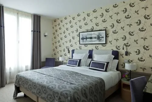 Standard, Double Bed, AIGLON 3/10