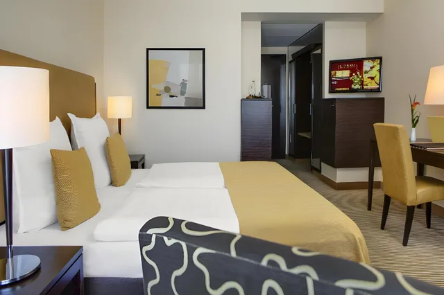 غرفة ديلوكس بسرير كينج، Steigenberger Hotel De Saxe 2/2