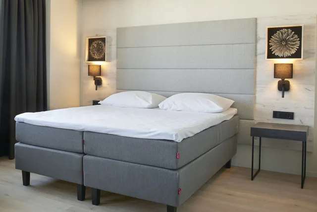 غرفة عائلية بسرير كوين مع أريكة، Tallink City Hotel 1/8
