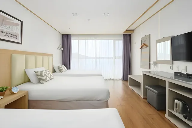 غرفة ثلاثية، Shin Shin Hotel Jeju City 1/2