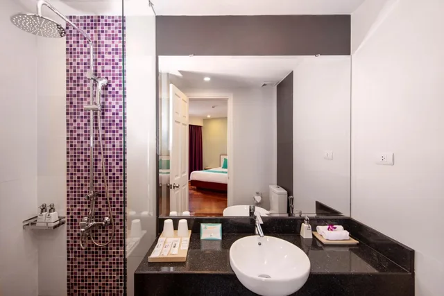 Superior, Double Bed, Emm Hotel Hue 4/4