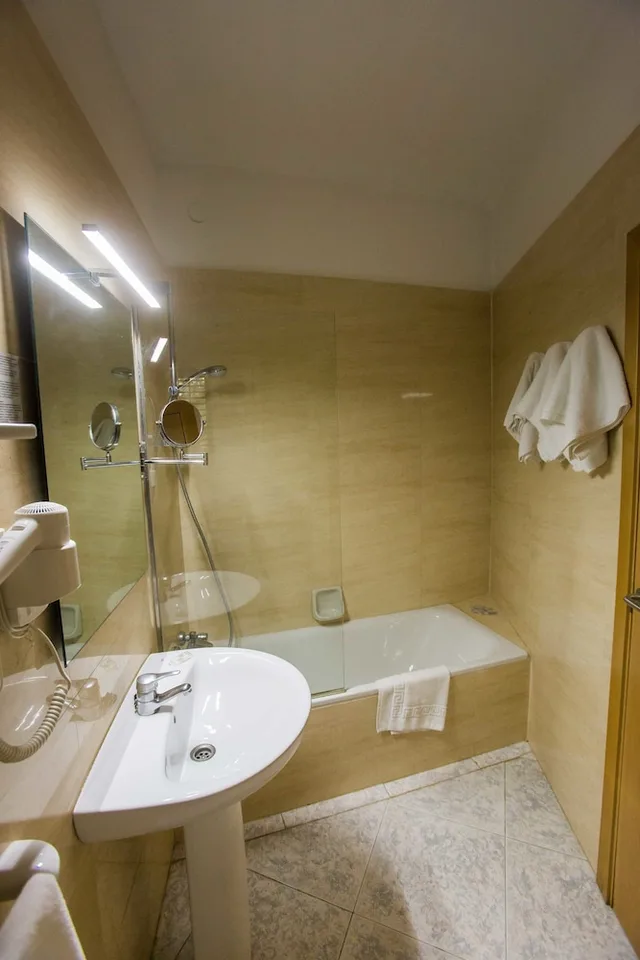 غرفة مزدوجة بشرفة، Hotel Tagomago 6/7