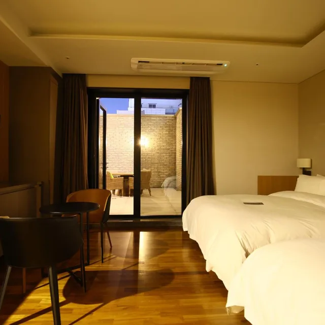 غرفة عائلية بشرفة، Hotel East9 2/4