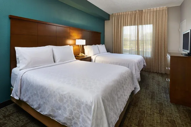 جناح بغرفتي نوم لذوي الإعاقة، Staybridge Suites Orlando Airport South 3/7