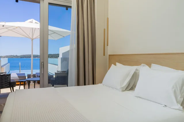 Junior Suite, Private Pool, Limanaki Hotel 7/10