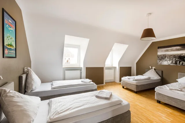 شقة بغرفتي نوم، Five Reasons Hotel and Hostel 1/2