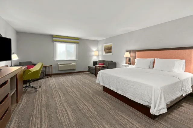 استوديو بسرير كينج لذوي الإعاقة، Hampton Inn & Suites Burlington WA 1/1