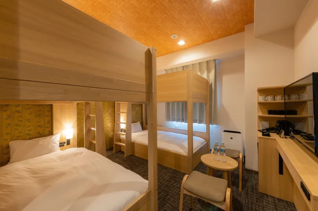 غرفة رباعية بأسرّة بطابقين وسرير بطابقين، Tosei Hotel Cocone Asakusa Kuramae 1/2