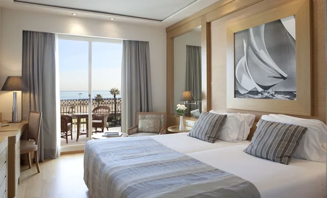 Deluxe, with Child Extra Bed, Sea View, Terrace، Balneario Las Arenas Resort 1/3