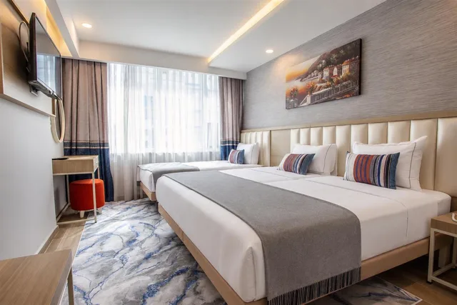 Deluxe, Triple, 1 Double and 1 Single Bed, Old Town Point Hotel & Spa Antalya 3/10