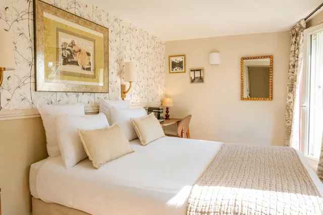 غرفة بشرفة، R Kipling Hotel by Happyculture 1/1