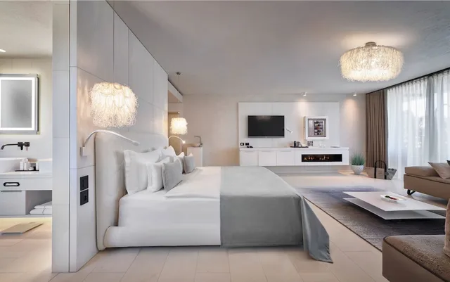 جناح استوديو فاخر بسرير كينج بإطلالة على الحديقة بغرفة نوم واحدة، Quellenhof Luxury Resort Lazise 1/1