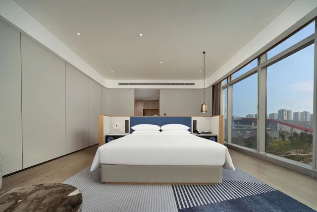 غرفة تنفيذية بسرير كينج، Novotel Chengdu Lige 1/4