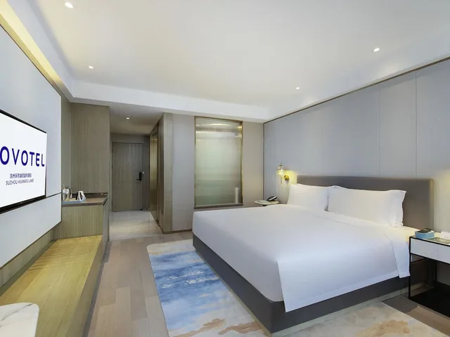 غرفة سوبيريور بسرير كينج، Novotel Suzhou Huanxiu Lake 5/7