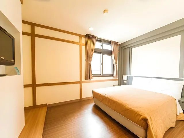 غرفة قياسية بسرير مزدوج، Meifon Hotel 2/2