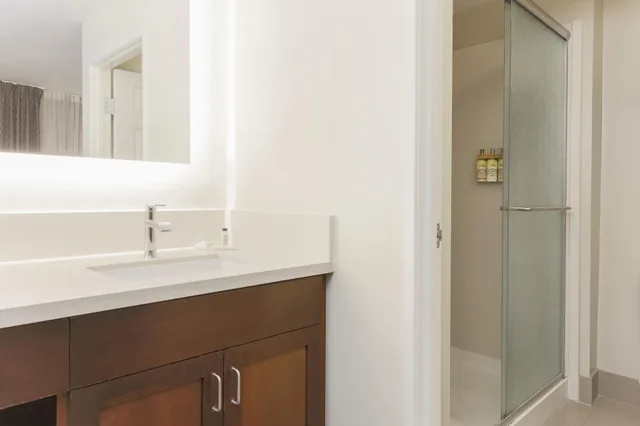 جناح بغرفتي نوم بمطبخ لذوي الإعاقة، Staybridge Suites Reno 3/3