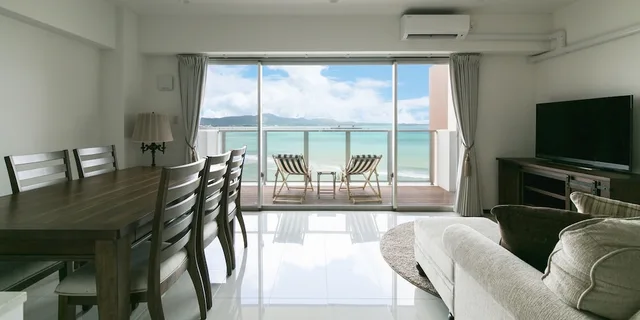 جناح بسرير مزدوج وسرير فردي مع أريكة، Hideout Okinawa Uruma 1/4