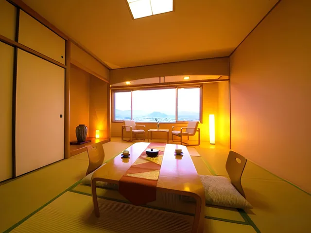 Japanese, Tresta Shirayama 1/1