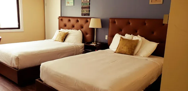 Ocean, 2 Queen Beds, Balcony، Pilgrim Sands on Long Beach 2/10