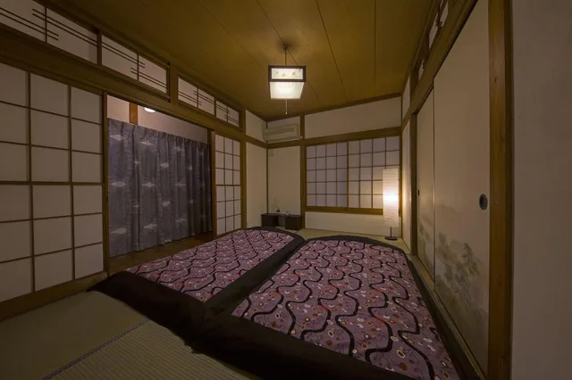 Aoi, Traditional, Twin Beds، Sheena And Ippei 1/1
