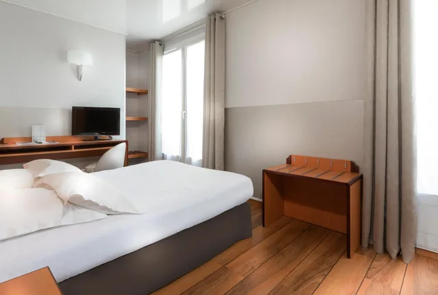 Parisian, Double Bed، Hotel Du Lion 3/6