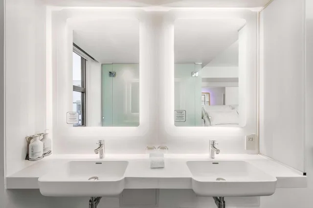 جناح بإطلالة، YOTEL Edinburgh, Select by Hilton 2/2
