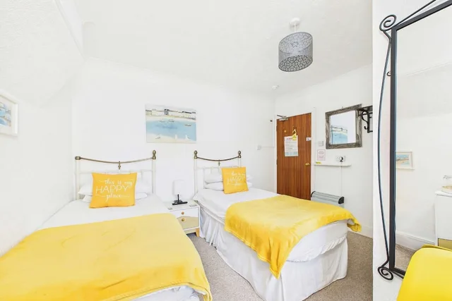 غرفة قياسية بسريرين منفصلين، Bella Vista - Guest house 6/10