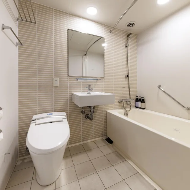 غرفة ثلاثية، Nishitetsu Resort Inn Naha 4/4