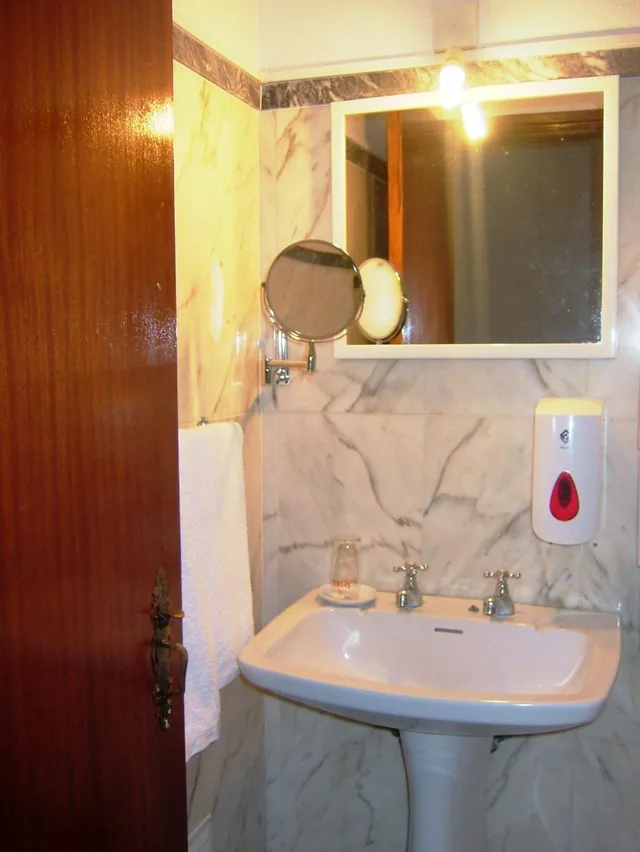 غرفة بسرير مزدوج، Alentejano Low Cost Hotel 3/6