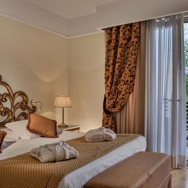 غرفة فاخرة بسرير مزدوج، Park Hotel Junior 3/6
