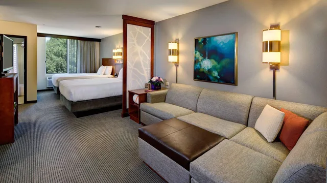 غرفة بسرير كوين، Hyatt Place UC Davis 1/1