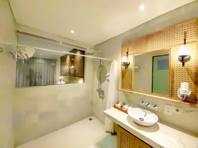Royal, Classic, Double Bed, Pool Side, Fourteen Roses Boutique Hotel and Spa 9/10