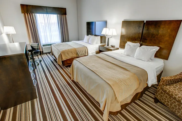 غرفة سوبيريور بسريرين كوين، Comfort Inn & Suites Triadelphia - Wheeling 2/10