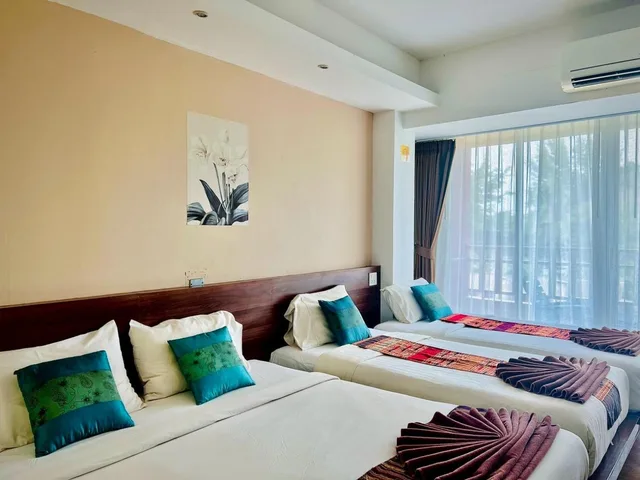Family, Balcony, Lanta For Rest Boutique 3/5