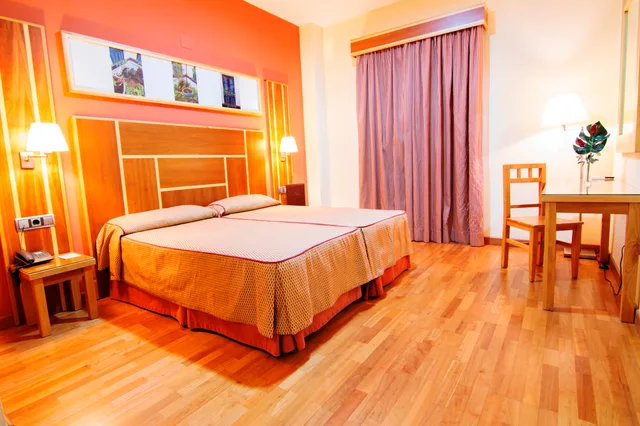 Room, Single, Double Bed, Carmen 4/10