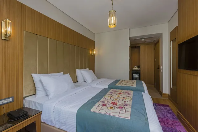 غرفة قياسية بسريرين منفصلين، Acra Hotel 4/7